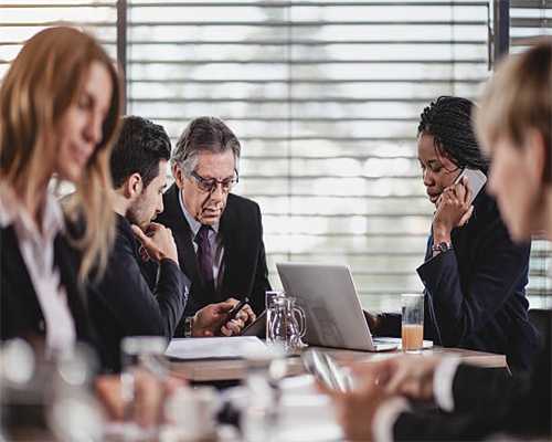 元旦阿尔山市见闻：人与黄羊共享欢乐时光