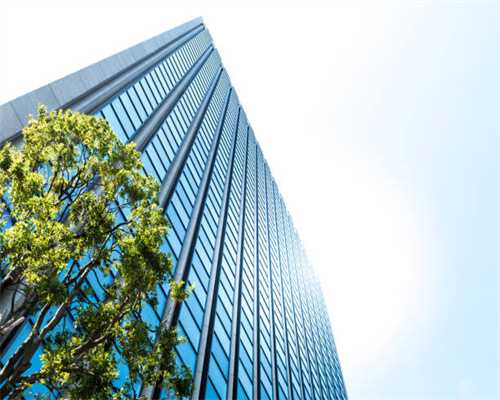 新学期 新气象——东风小学开展新学期黑板报展示活动